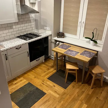 Apartamentas - Zalia Pusis Διαμέρισμα